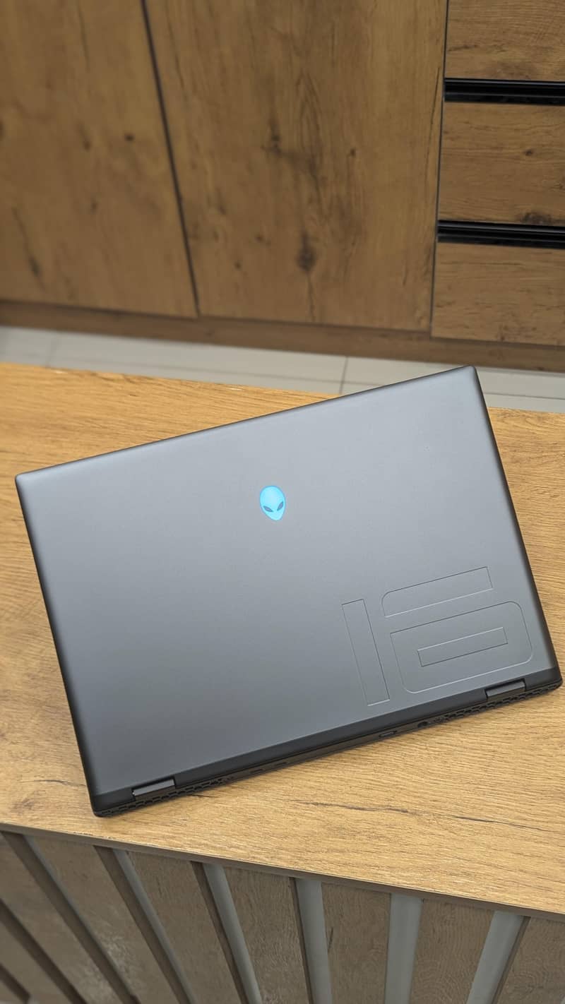 AlienWare Gaming Laptop 3