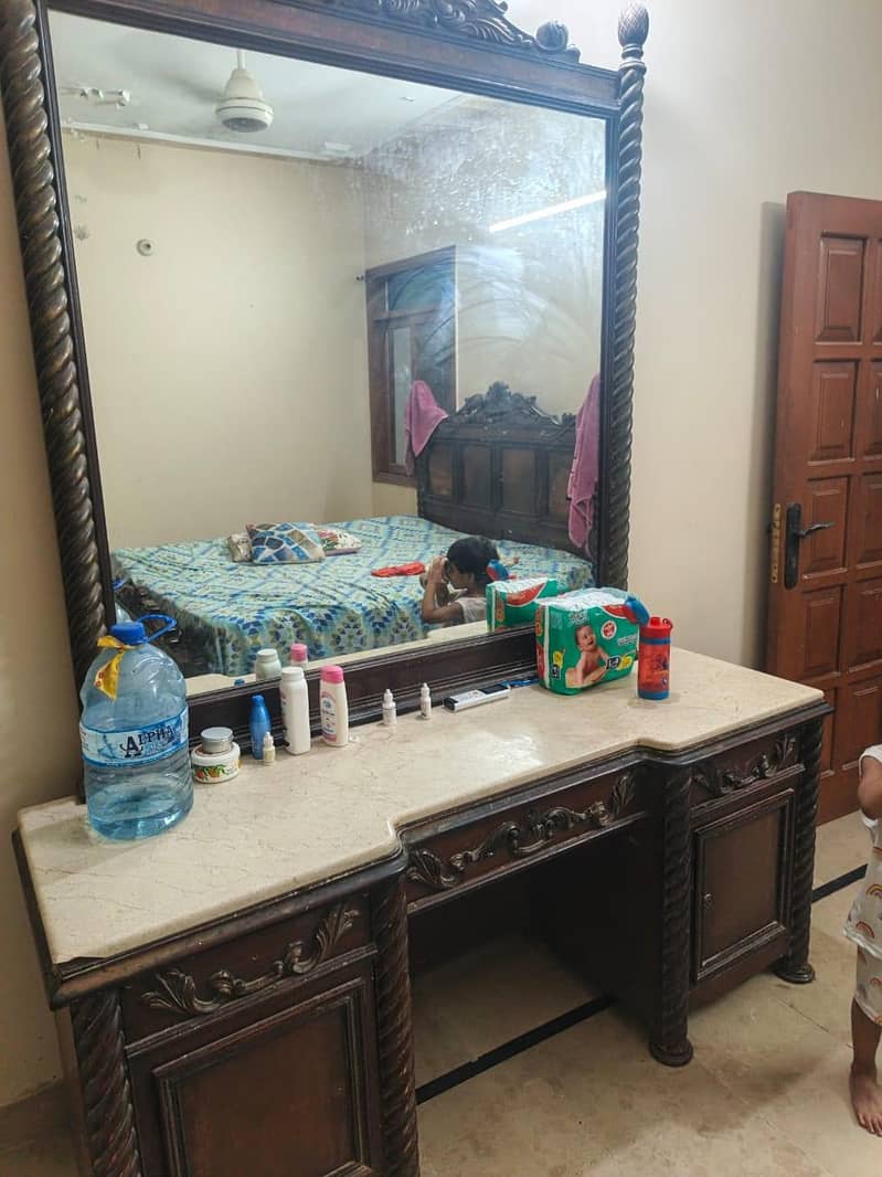 side table and marble top dressing table 2