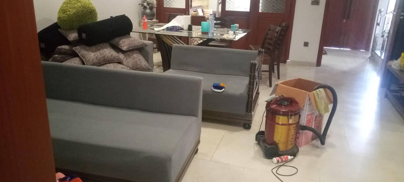 Sofa cleaning 2