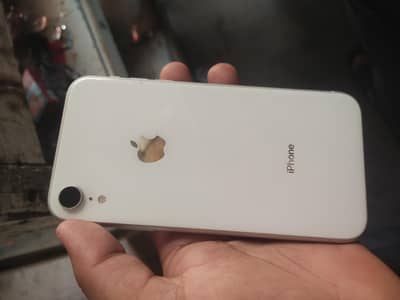 Apple iPhone XR