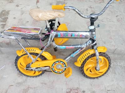 3 sal sy 7 sal k bachy k Liye WhatsApp number. 03404807390