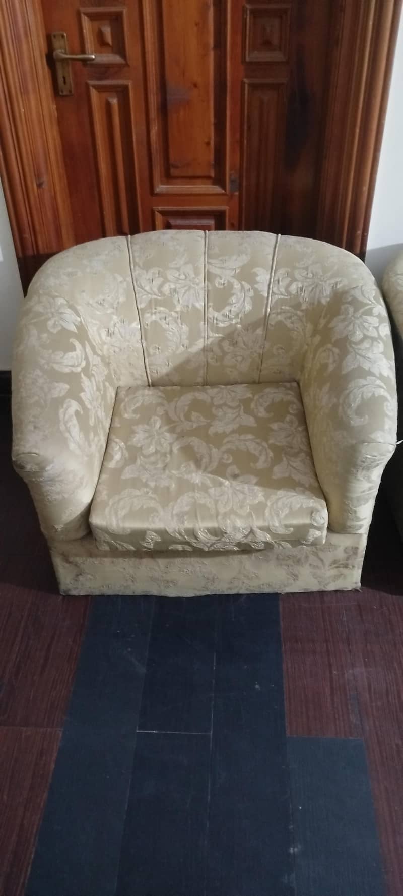 5 Seater Sofa 1