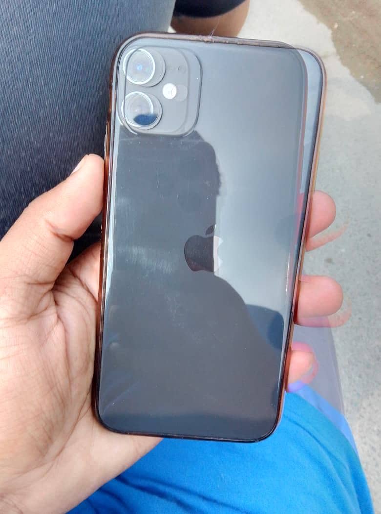 Apple iPhone 11 2