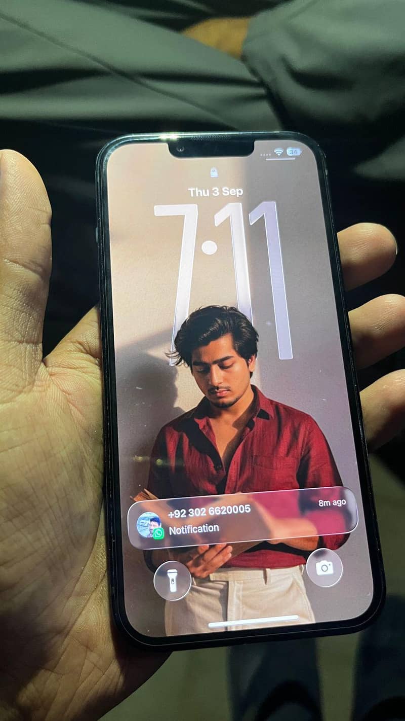 Apple iPhone 13 2