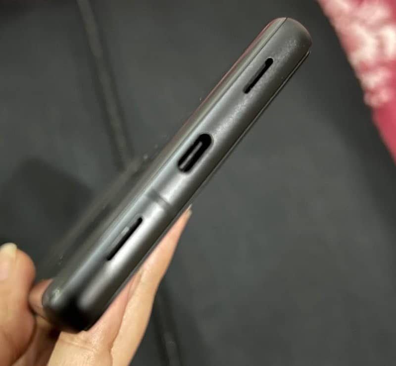 Google Pixel 7a 2