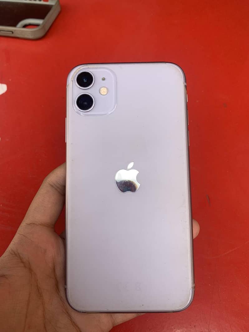 Apple iPhone 11 0