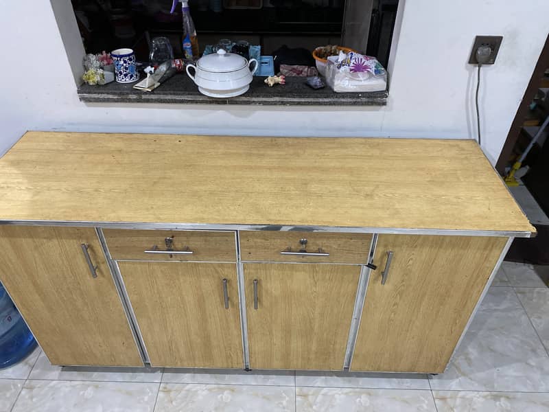 Counter / Sideboards&buffets 2