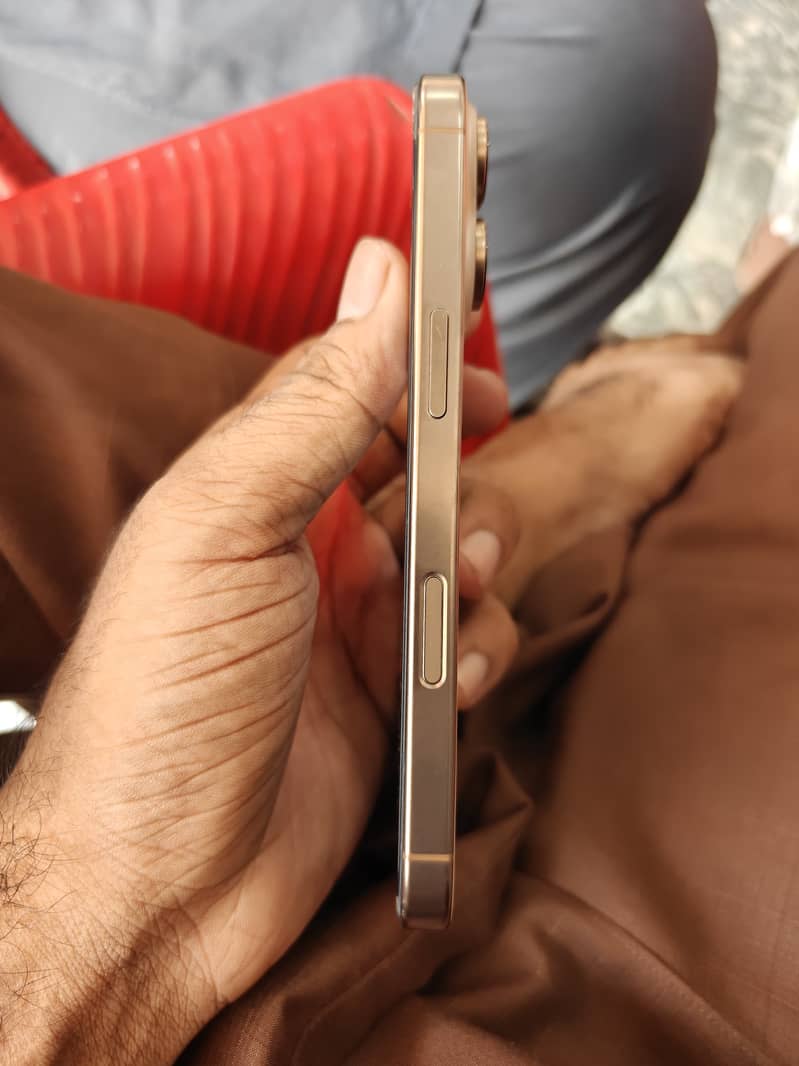 16 pro 6