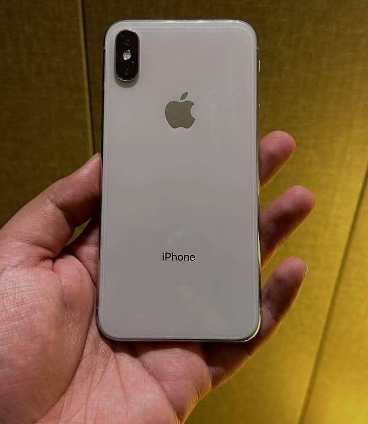 Apple iPhone X 5