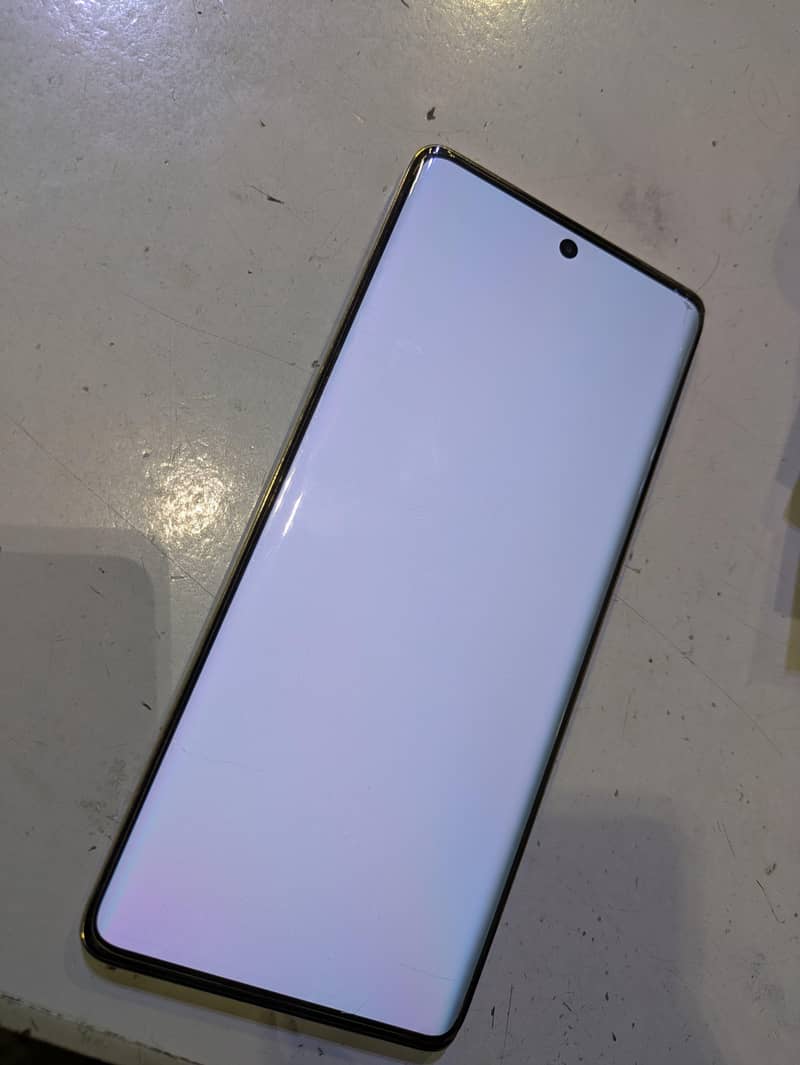 Infinix Note 40 Pro 5