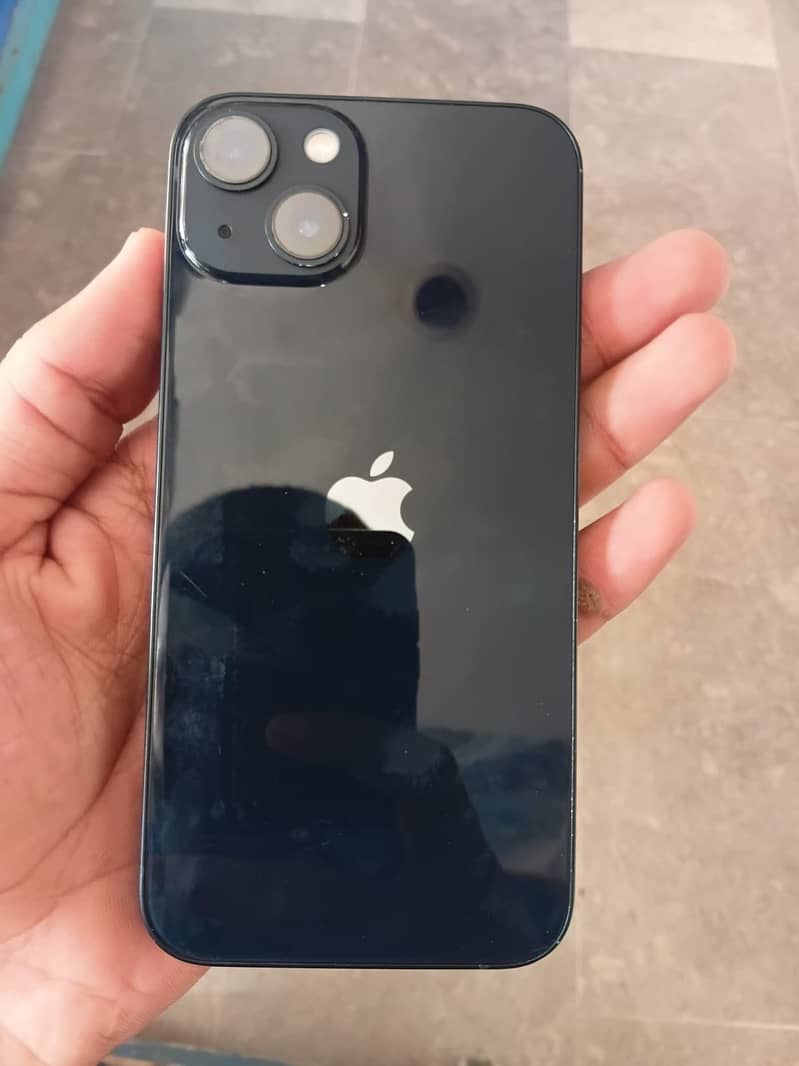 Apple iPhone 13 1