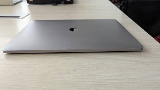 MacBook Pro 2016 15" | 16GB RAM | 500GB SSD | Core i7
