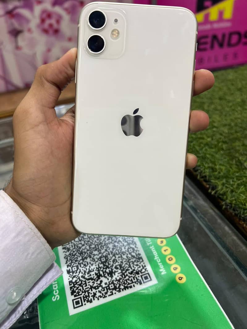 Apple iPhone 11 2