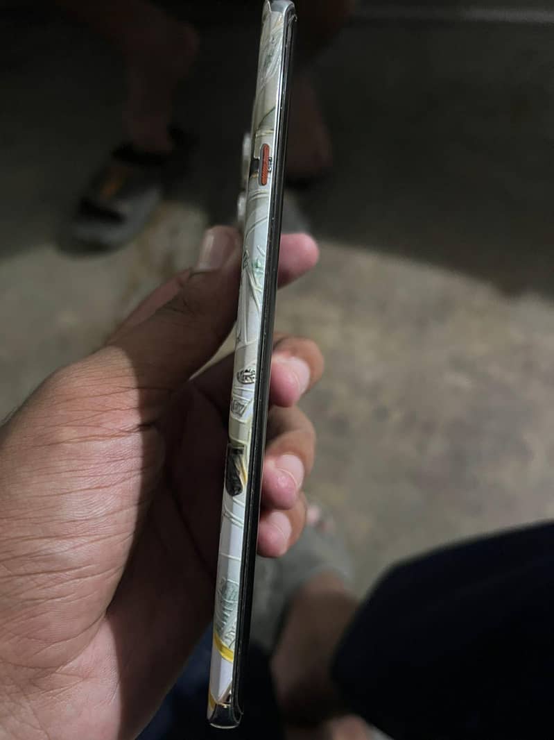 Tecno CAMON 40 Pro 2