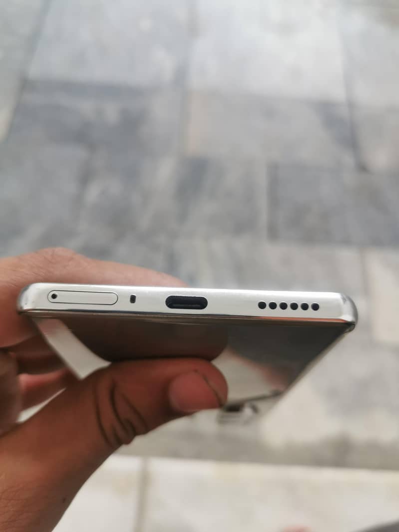 Tecno CAMON 40 4