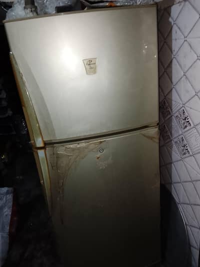 dawlance refrigerator