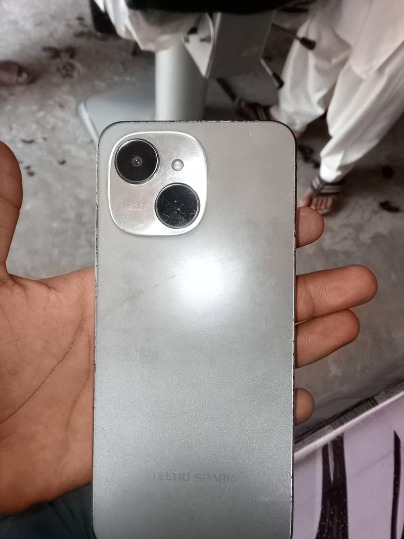 Tecno Spark 40c 1