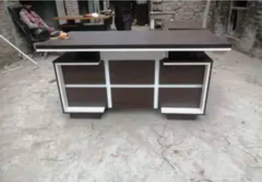 Executive table / shop counter / office table / computer table 19