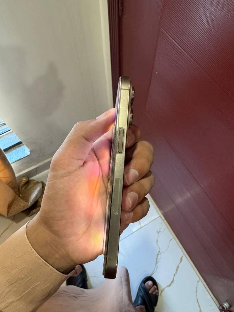 Apple iPhone 14 Pro 1