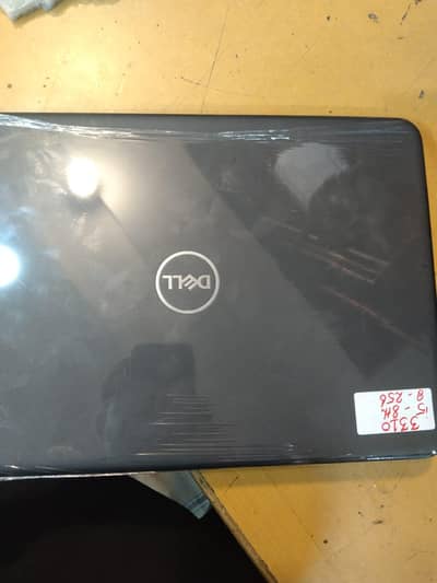 Dell Laptop 3310 8GB 256 SSD i5 8th generation