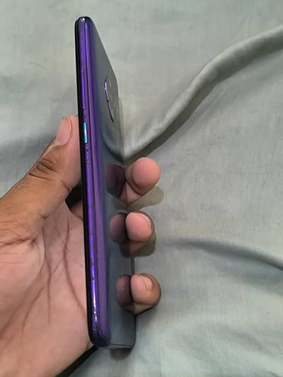 Vivo Y51