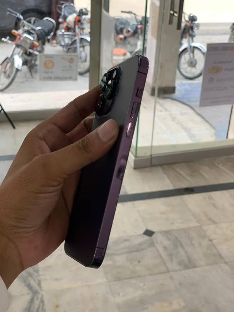 iphone 14 pro max 2