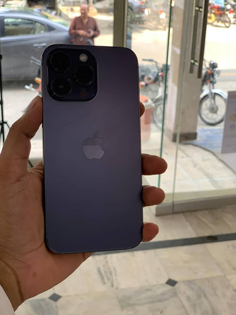 iphone 14 pro max 3