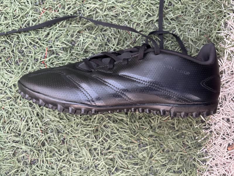 Adidas Predators 1