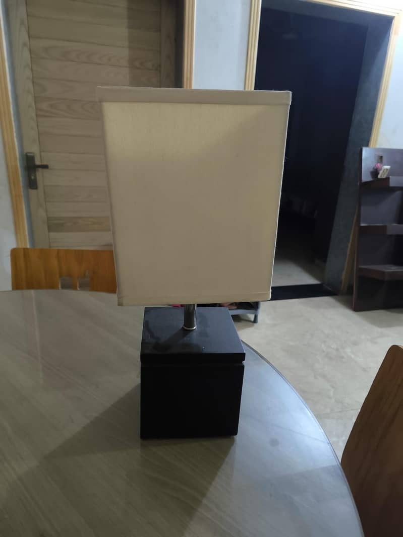 Habbit Table Lamp 2