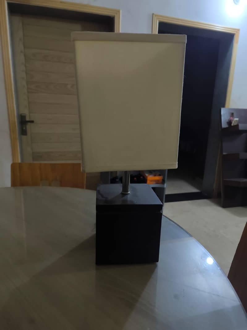 Habbit Table Lamp 4