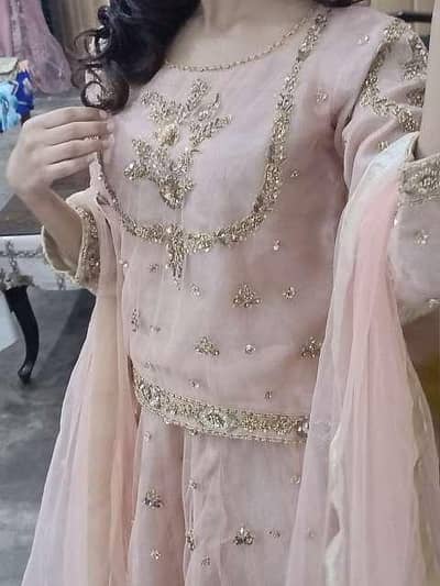 WEDDING DRESESS