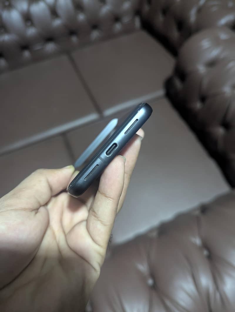 Google Pixel 8 3