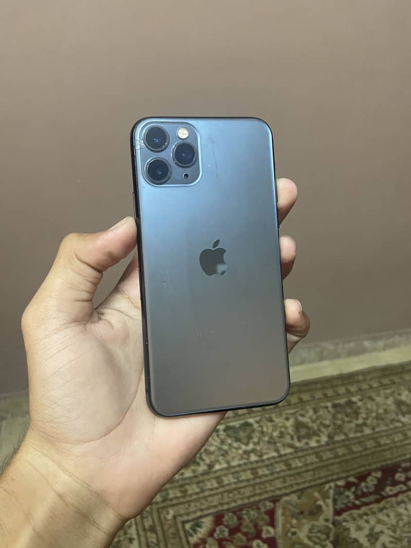 iPhone 11 Pro 0