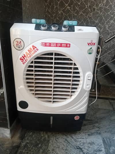 Aik Room cooler 4 charpai for sale