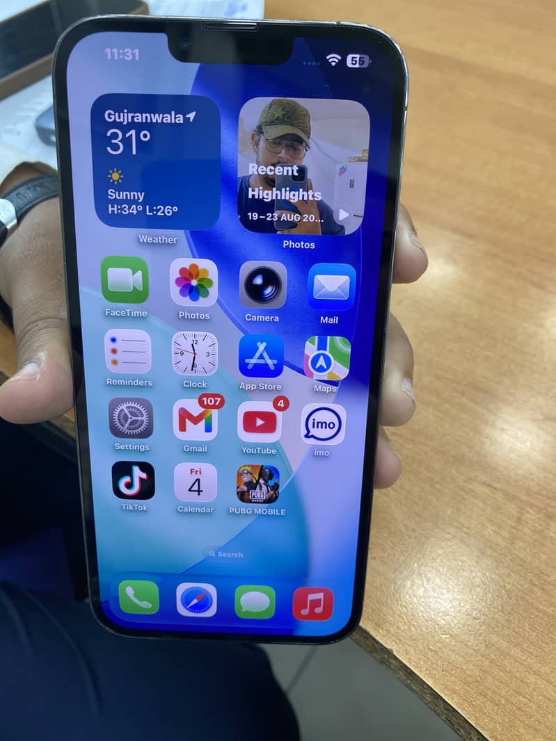 Apple iPhone 13 Pro max 1