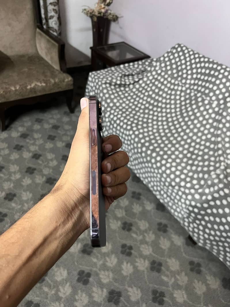 Apple iPhone 14 Pro Max 5