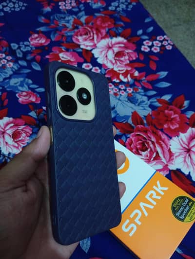 Tecno Spark Go 4+64