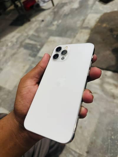 Apple iPhone 12 Pro