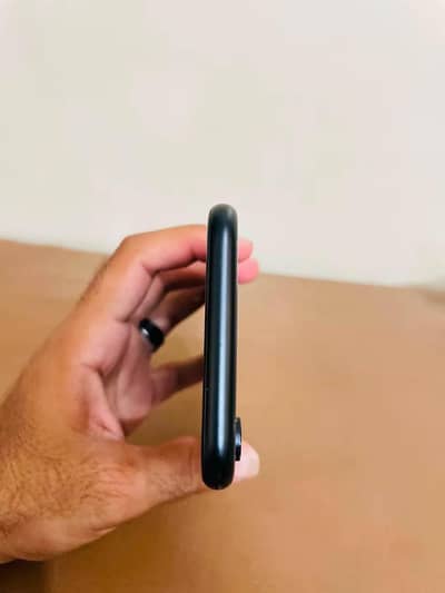 Apple iPhone XR