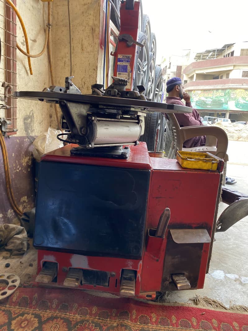 Tyre changer Machine 4 Pendal 4