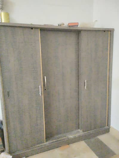 wardrobe 3 door