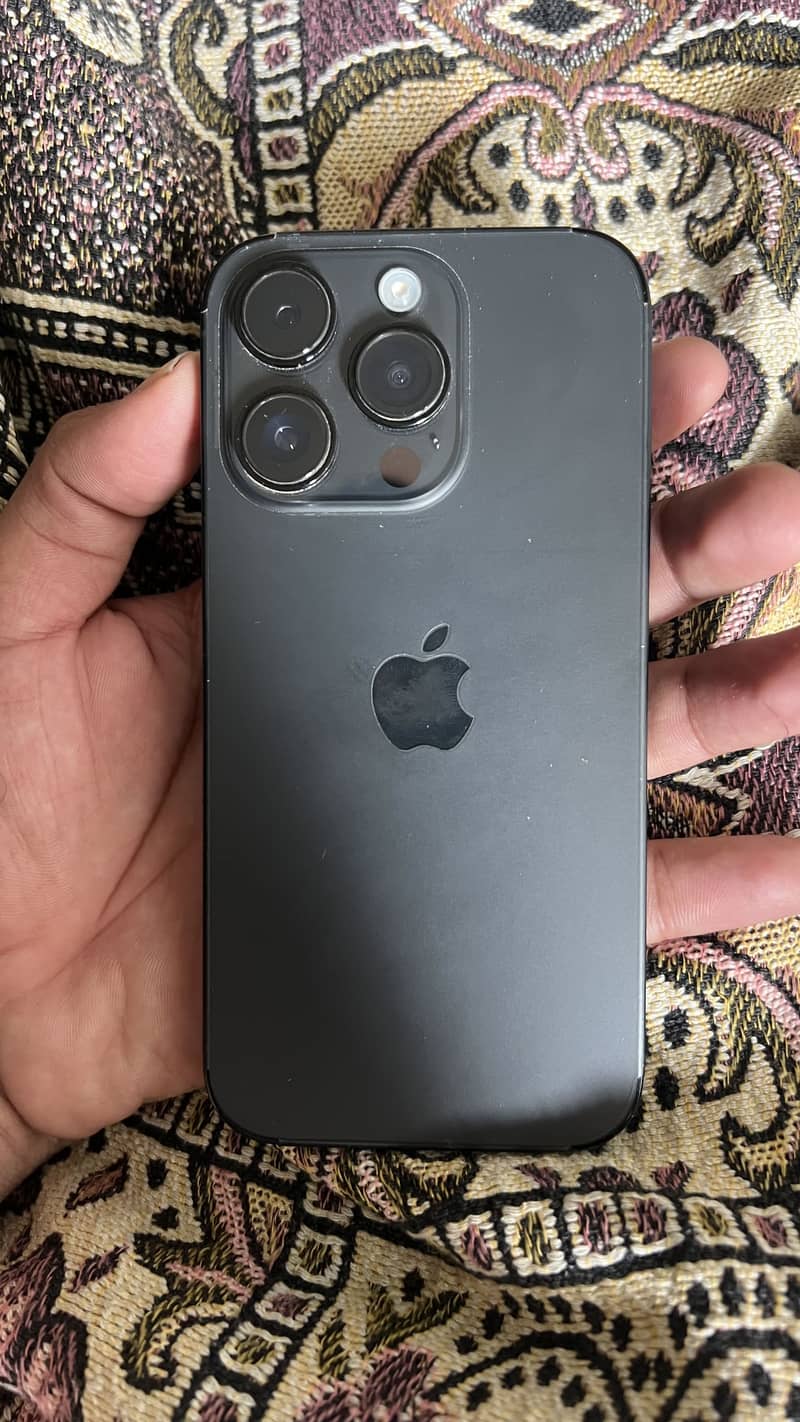 Apple iPhone 14 Pro 4