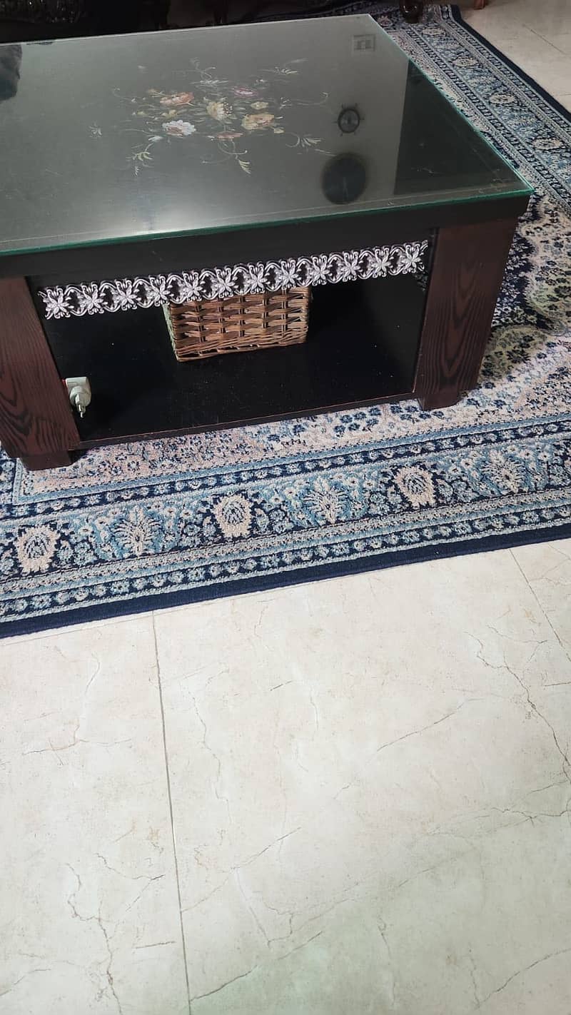 Lounge centre table 1
