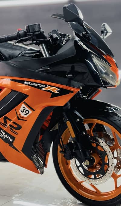 Honda CBR 400CC Dual Cylinder in mint condition +92344067-54-70
