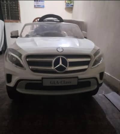 MERCEDES GLA CLASS KIDS CAR