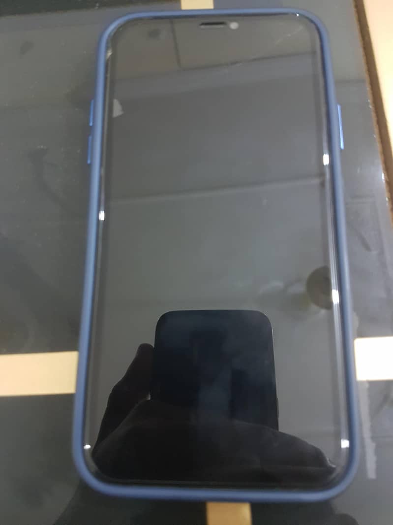 Apple iPhone 11 10