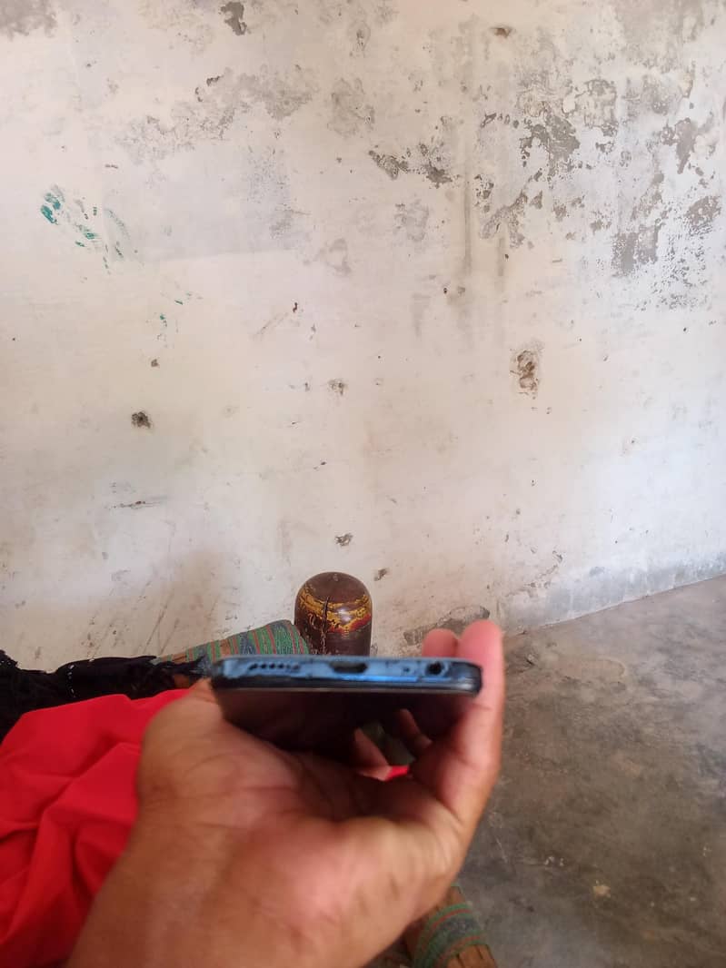 Tecno Spark 10C 3