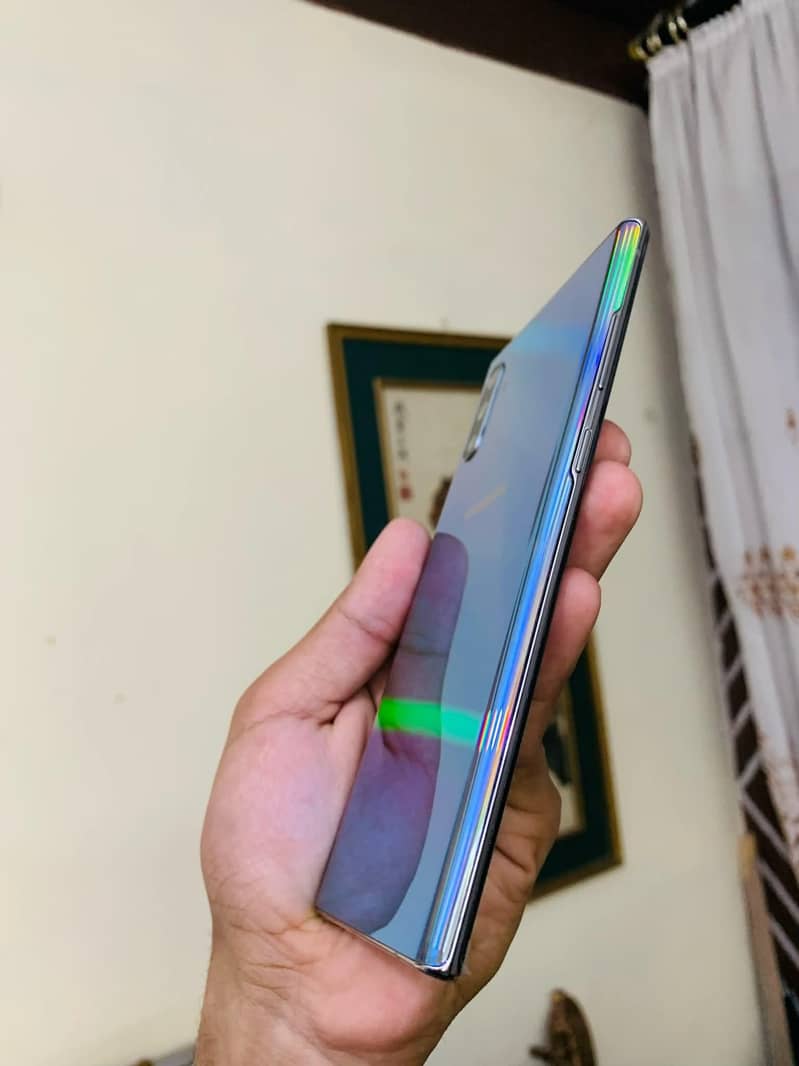 Samsung Mobile Note 10 Plus 1