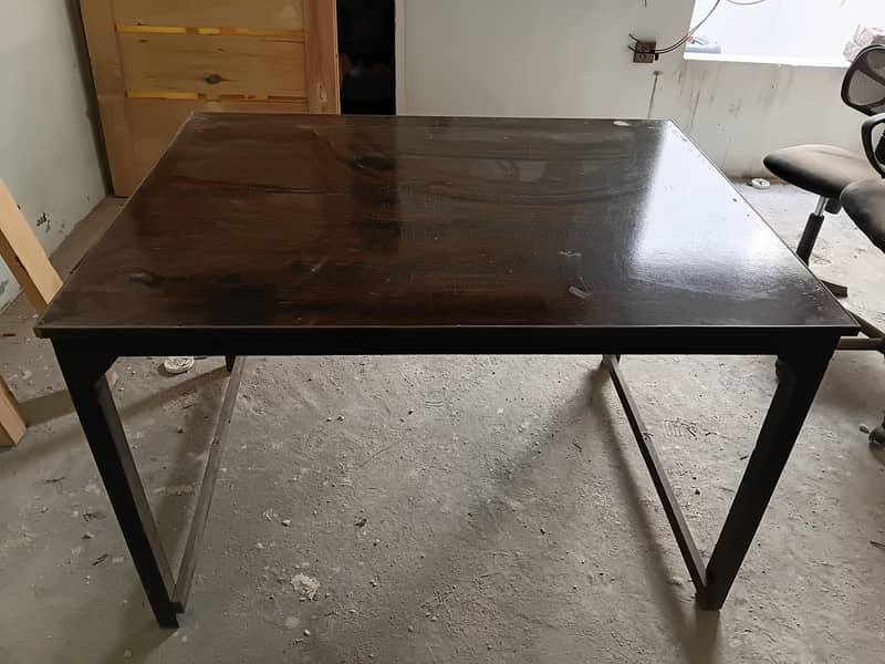 office Table 0