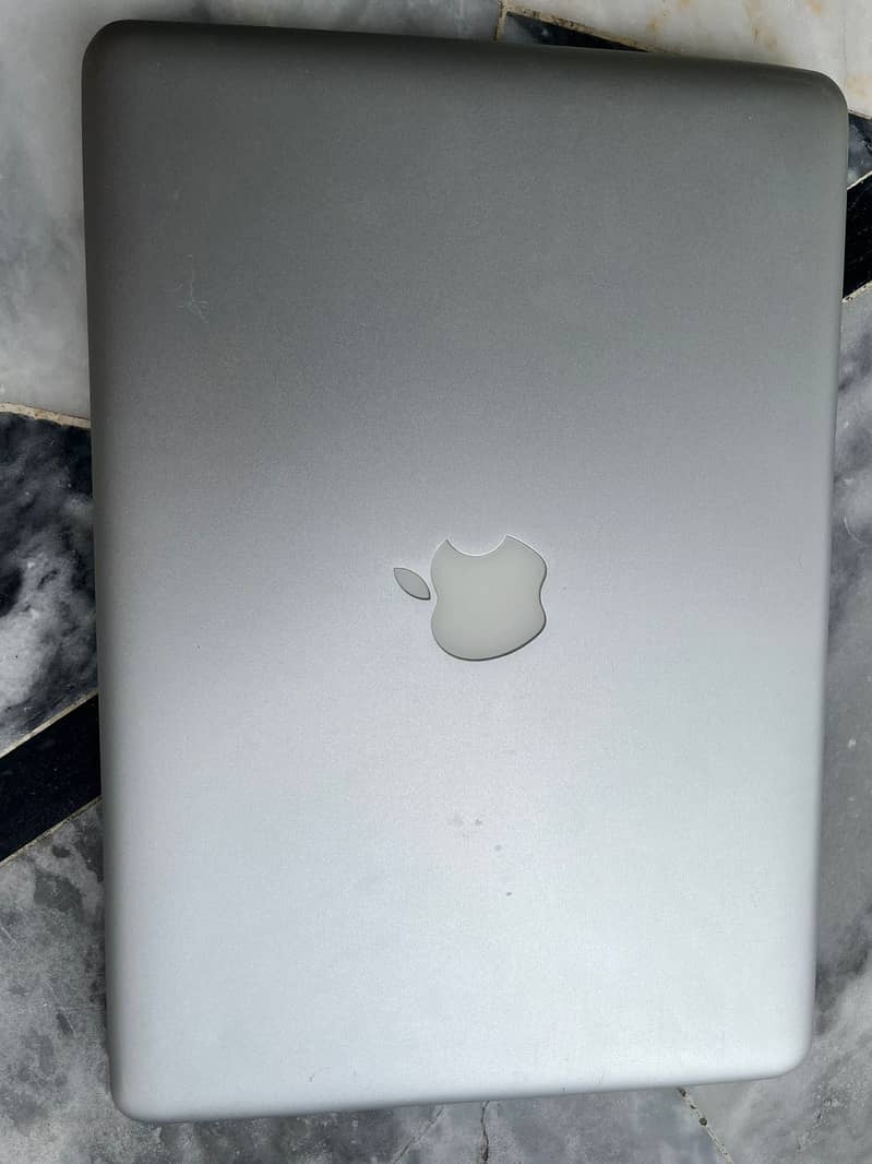 MacBook Pro 2012 0
